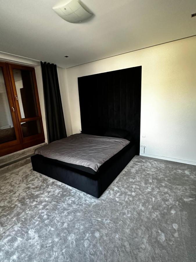 Appartement Luxury Penthouse At The Historical Centre With Free Parking à Bratislava Extérieur photo