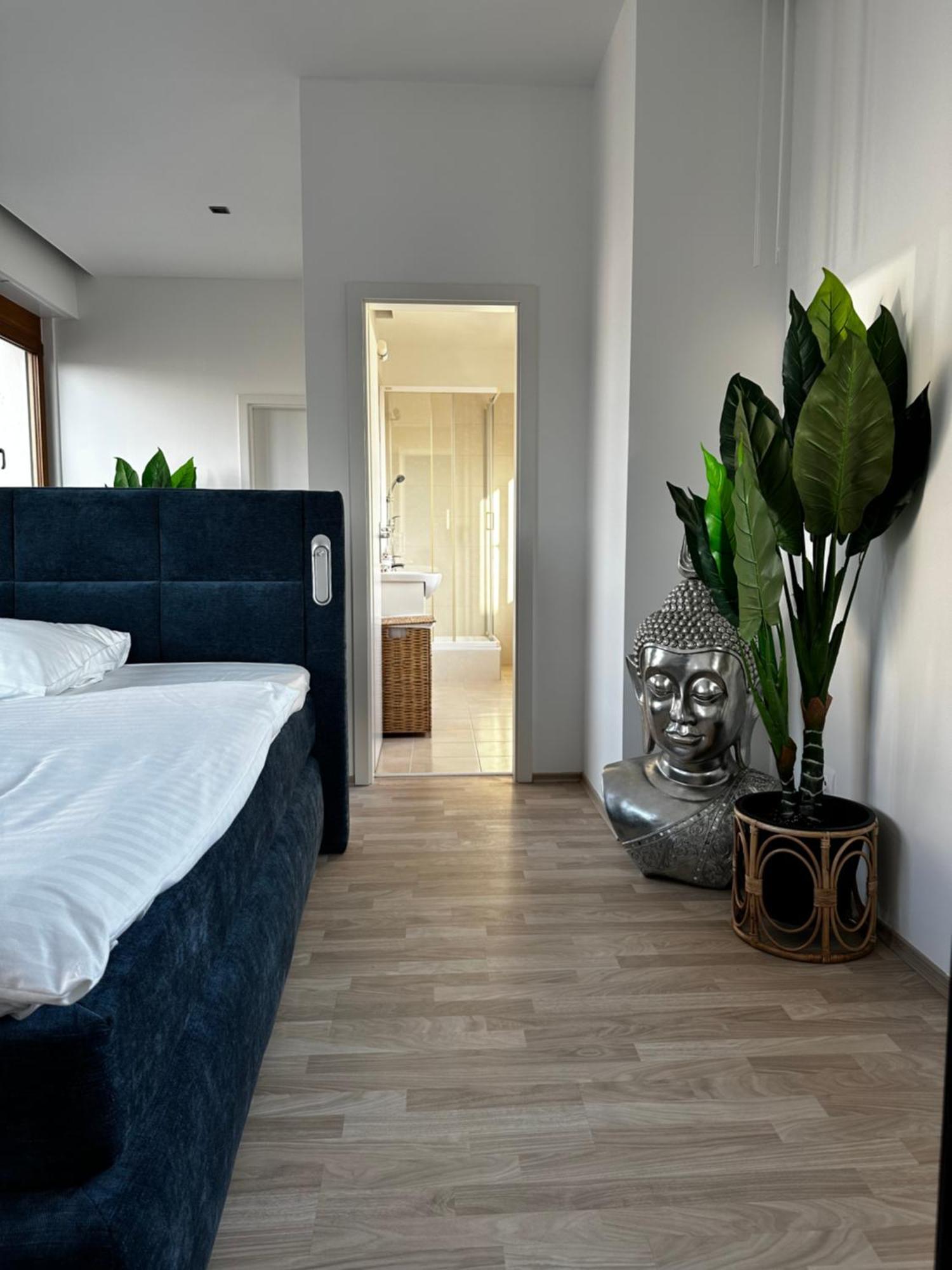 Appartement Luxury Penthouse At The Historical Centre With Free Parking à Bratislava Extérieur photo